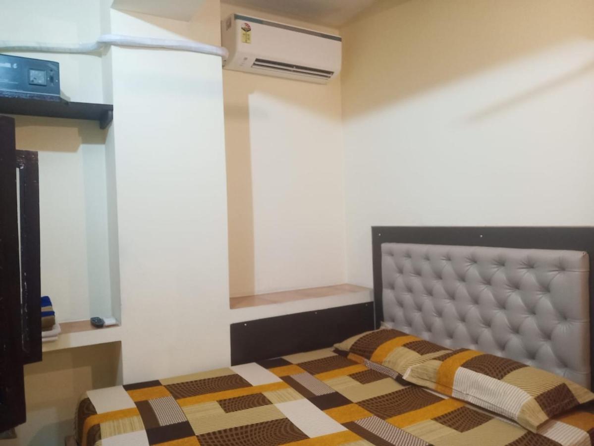 Scindhia Guest House Benares Buitenkant foto