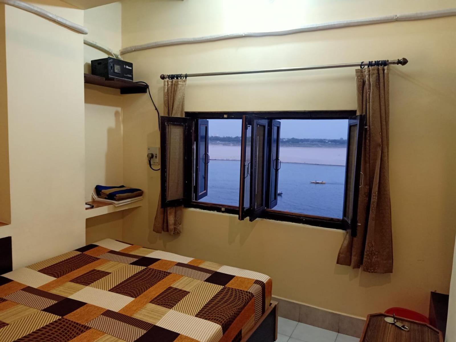 Scindhia Guest House Benares Buitenkant foto