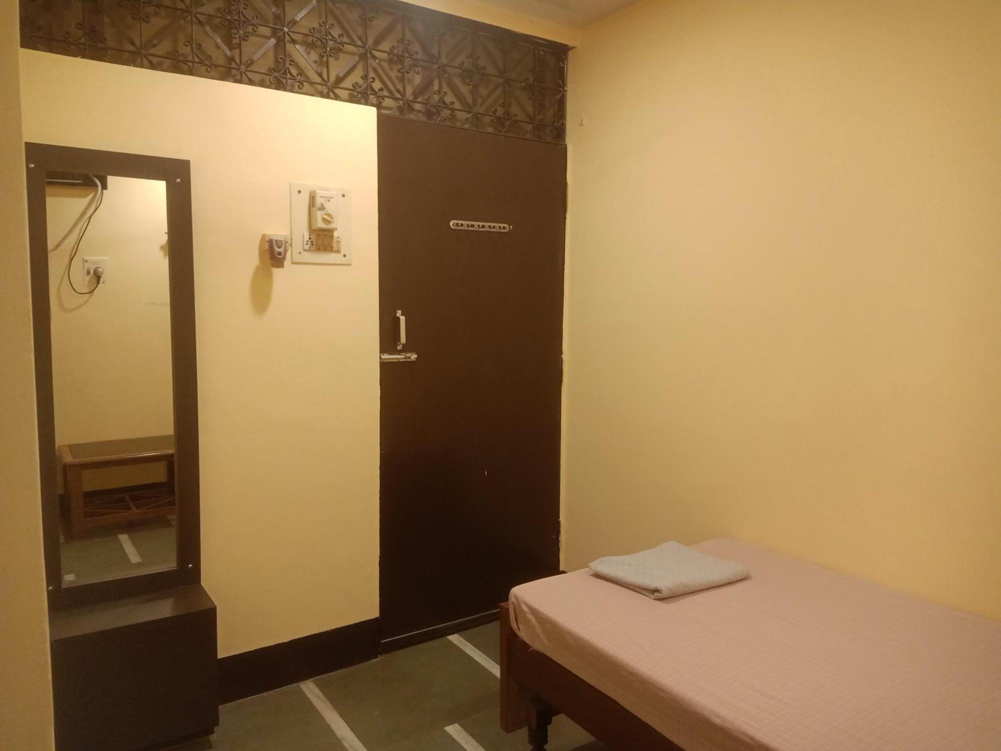 Scindhia Guest House Benares Buitenkant foto