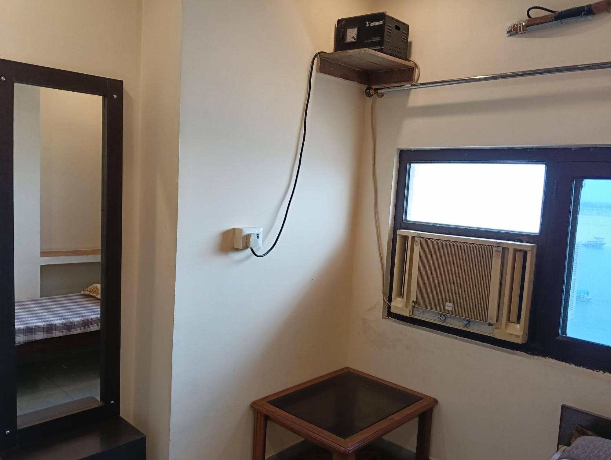 Scindhia Guest House Benares Buitenkant foto