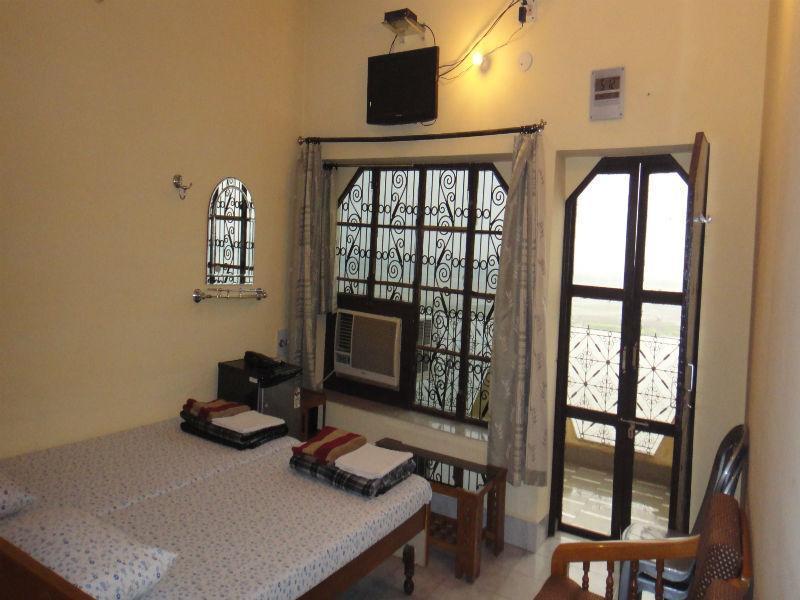 Scindhia Guest House Benares Buitenkant foto