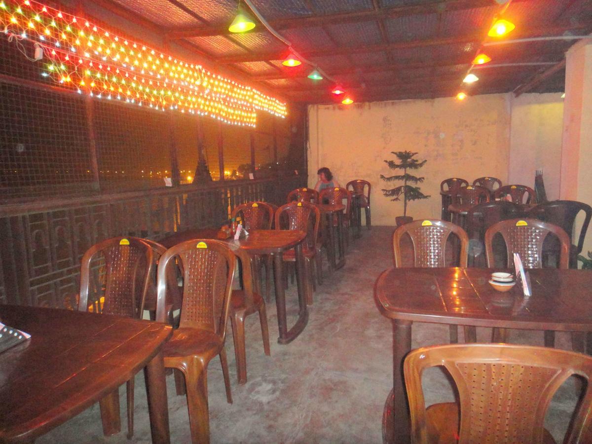 Scindhia Guest House Benares Buitenkant foto