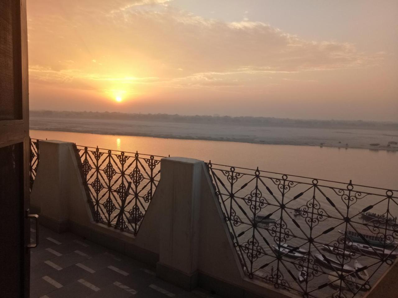 Scindhia Guest House Benares Buitenkant foto