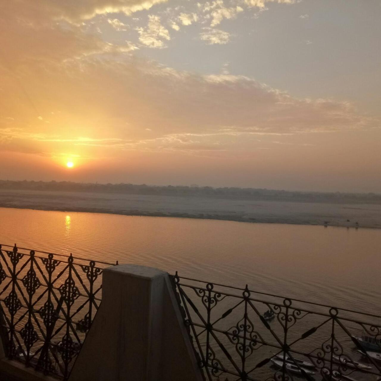 Scindhia Guest House Benares Kamer foto